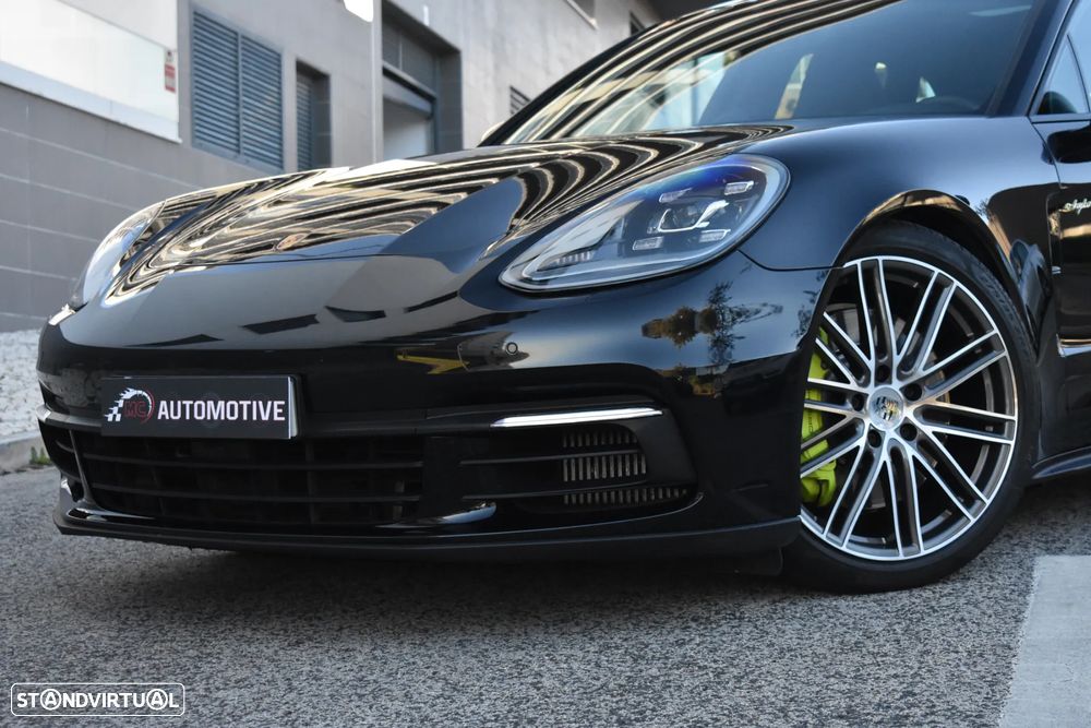 Porsche Panamera Sport Turismo 4 E-Hybrid Platinum Edition - 3