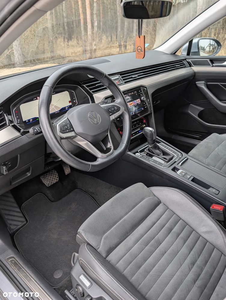 Volkswagen Passat 1.5 TSI EVO Elegance DSG - 8