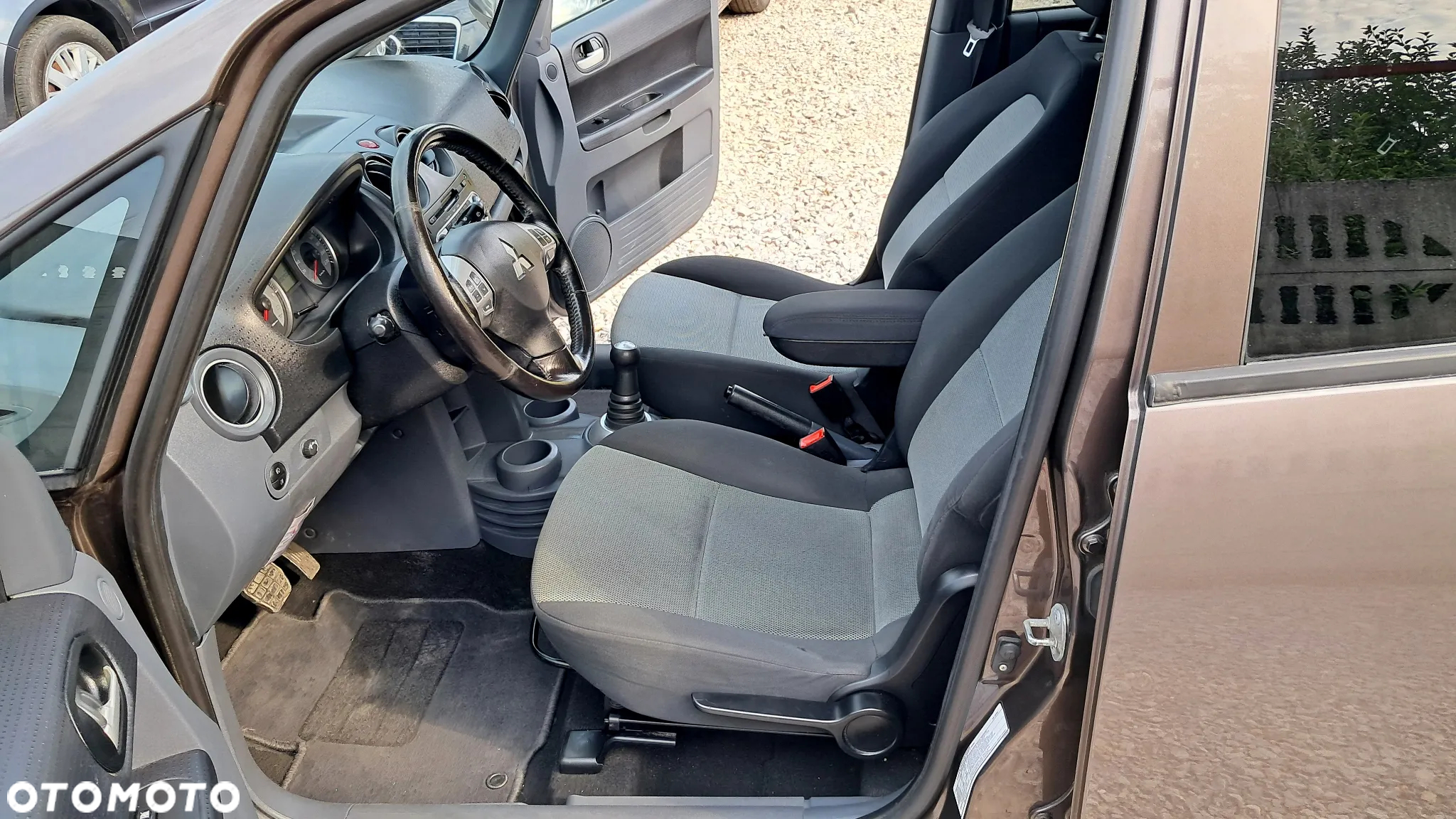 Mitsubishi Colt 1.3 Automatik Motion Plus - 10