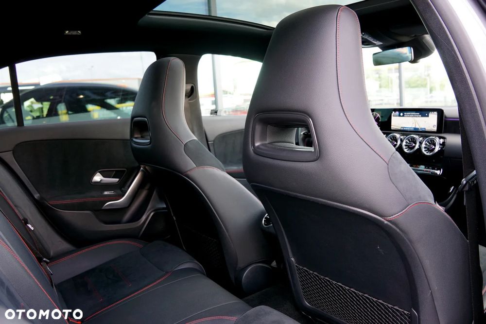 Mercedes-Benz Klasa A 200 AMG Line 7G-DCT - 23