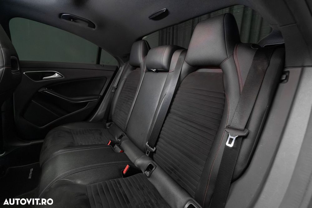 Mercedes-Benz CLA 45 AMG 4Matic AMG Speedshift DCT 7G - 28