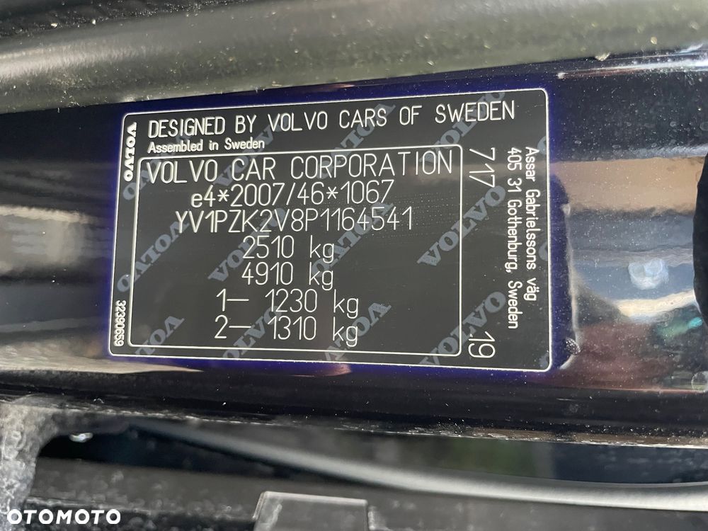 Volvo V90 B5 D AWD Ultimate Dark - 17