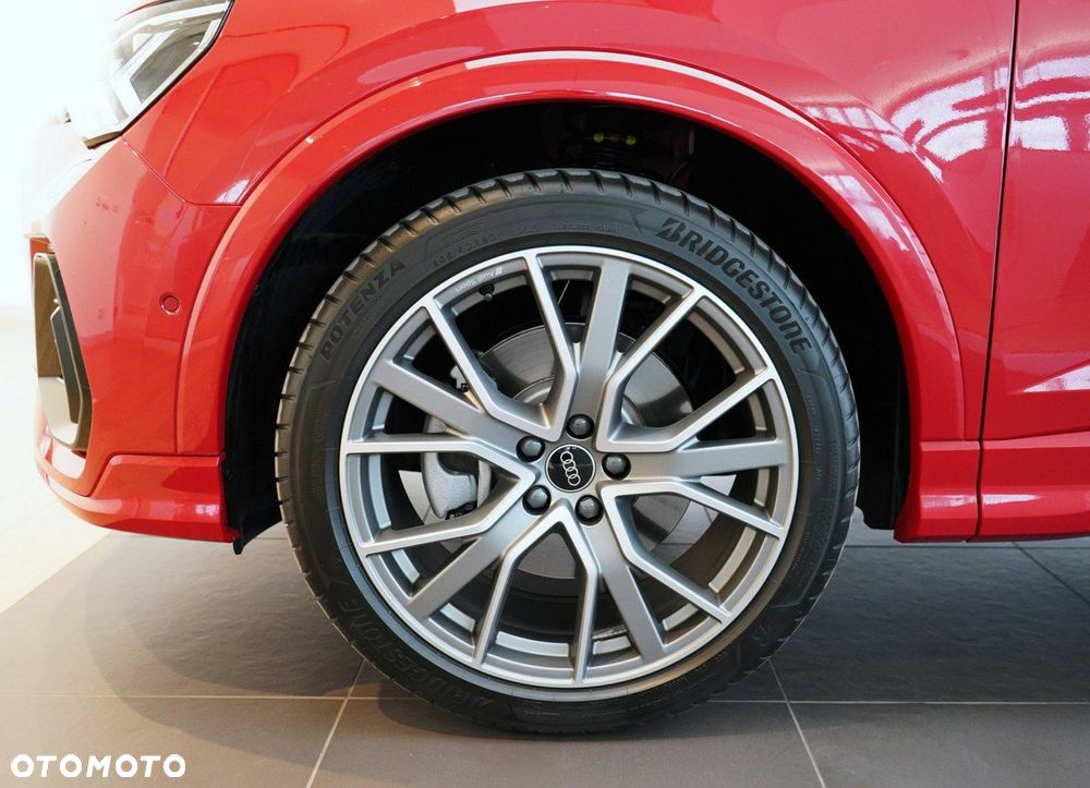 Audi Q3 Sportback - 8