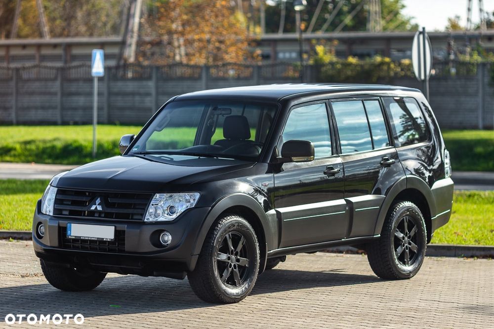 Mitsubishi Pajero 3.2 DI-D Invite - 3