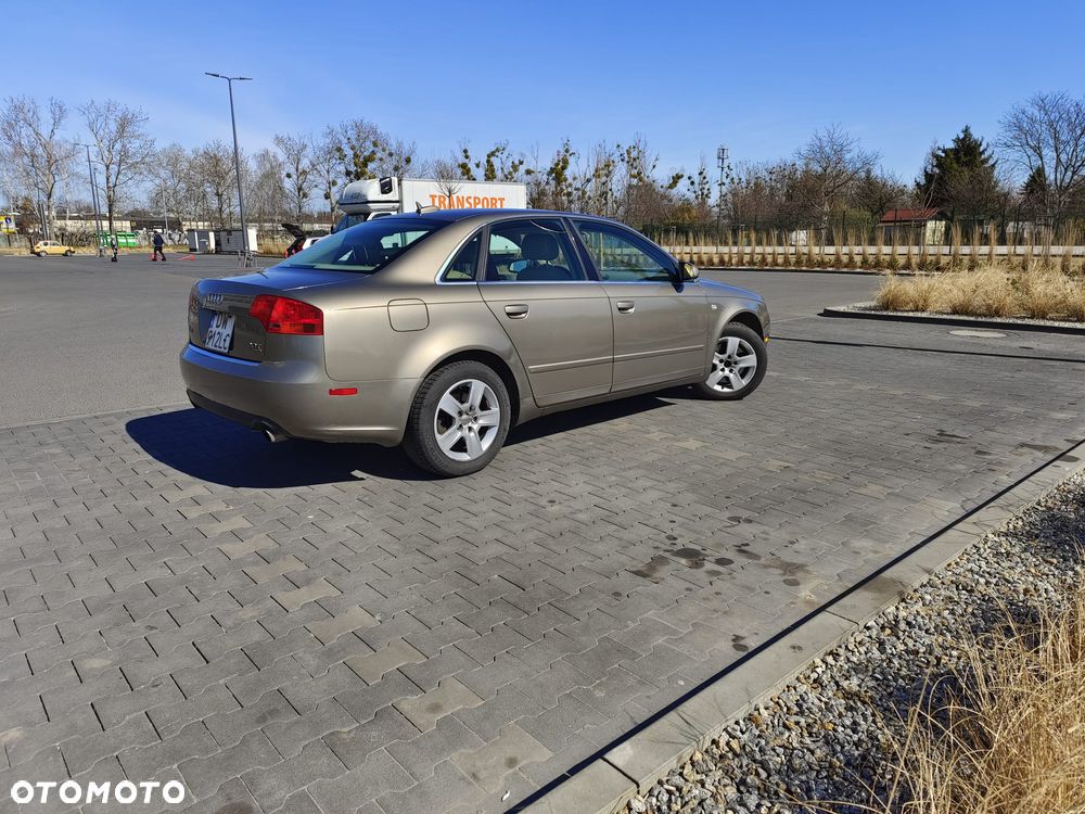 Audi A4 Limousine 2.0 T FSI multitronic - 4