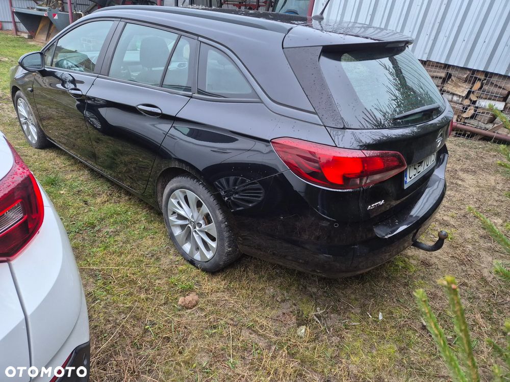 Opel Astra 1.4 T Dynamic - 7