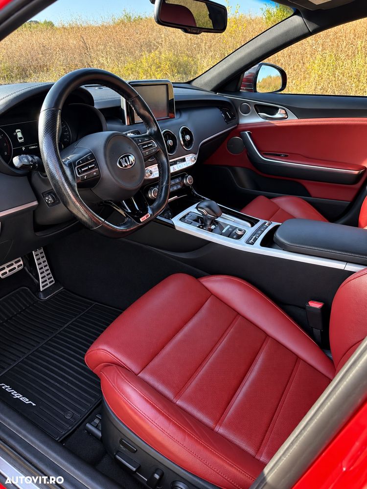 Kia Stinger - 21