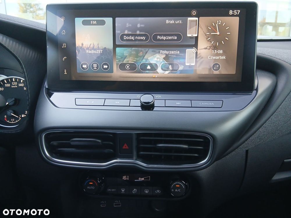 Nissan Juke 1.6 Hybrid Acenta AMT - 21