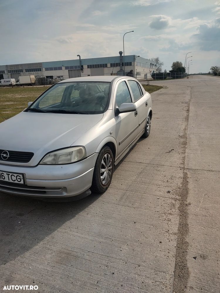 Opel Astra - 2
