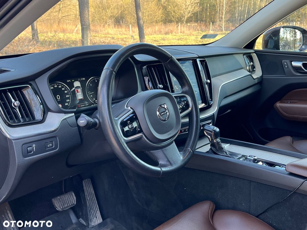 Volvo XC 60 D4 AWD Inscription - 8
