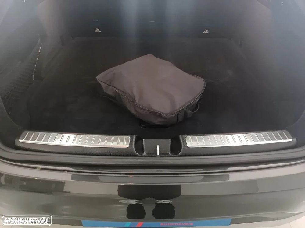 Mercedes-Benz GLC 300 de Coupe 4Matic 9G-TRONIC - 39