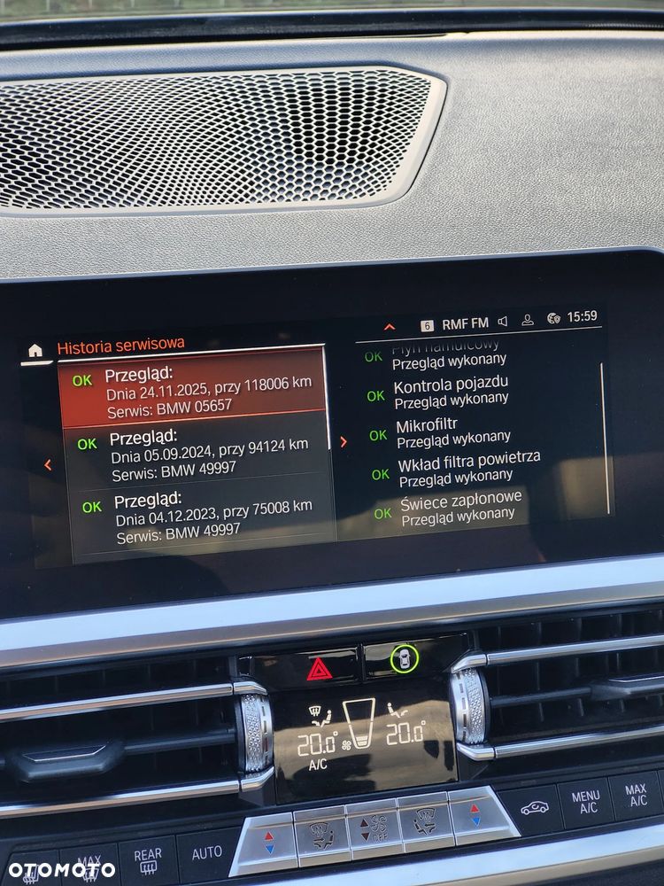 BMW Seria 3 330e M Sport - 34