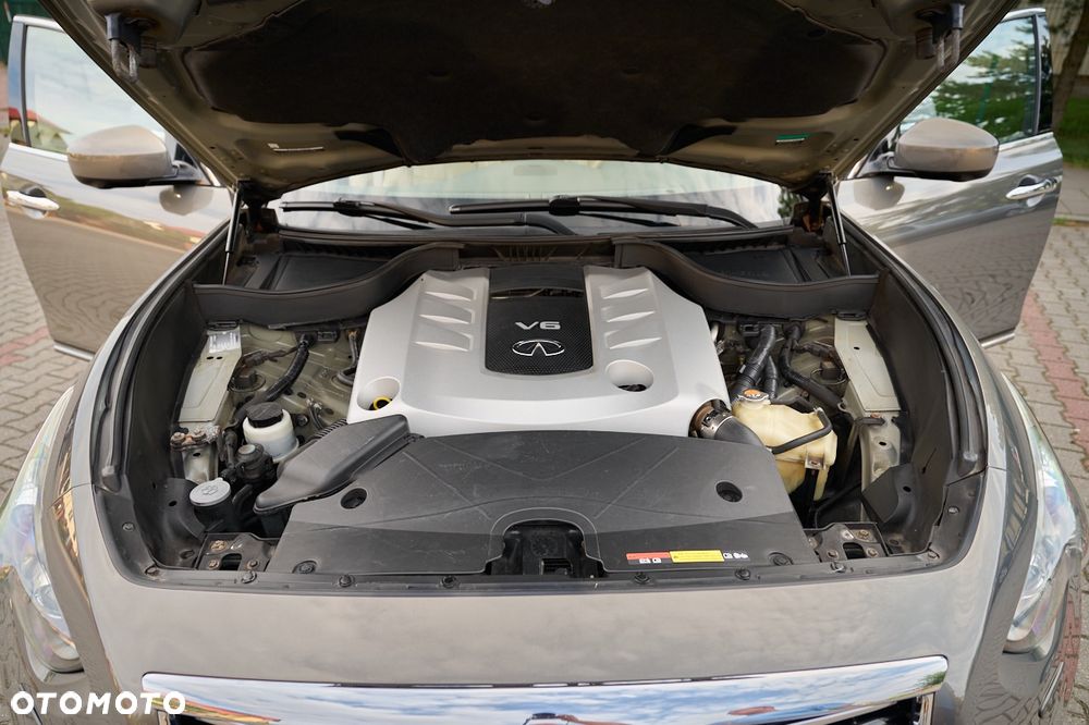 Infiniti QX70 3.0d S - 20