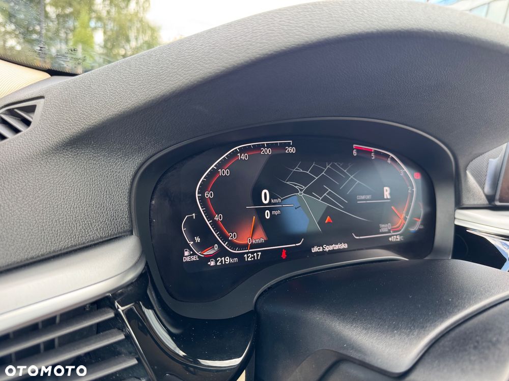 BMW Seria 5 518d - 30