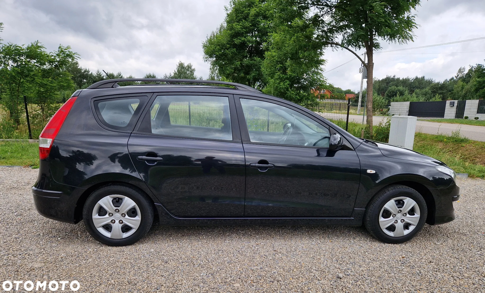 Hyundai i30 1.4 Base + - 8