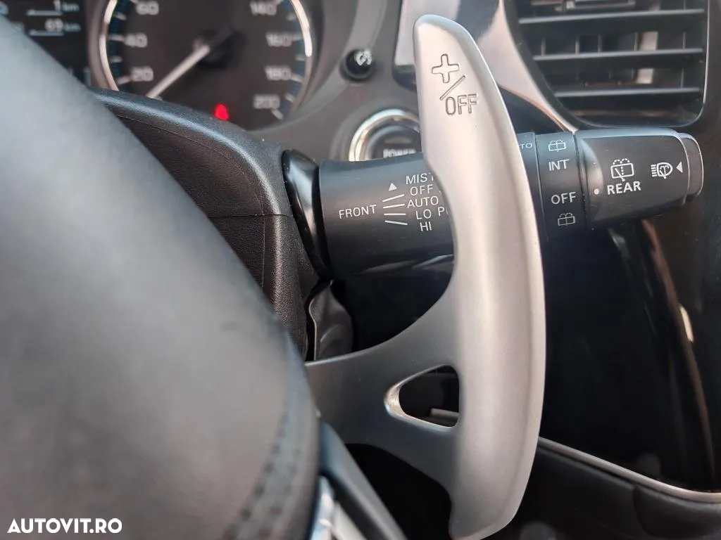 Mitsubishi Outlander 2.4 4WD Plug-In Hybrid Plus - 25