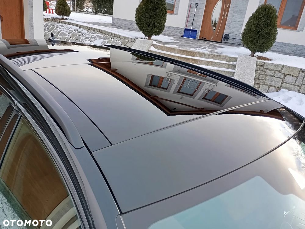 Audi A6 Avant 40 TDI quattro S tronic design - 12