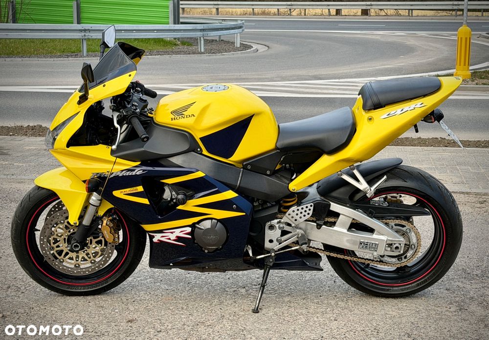 Honda CBR - 4