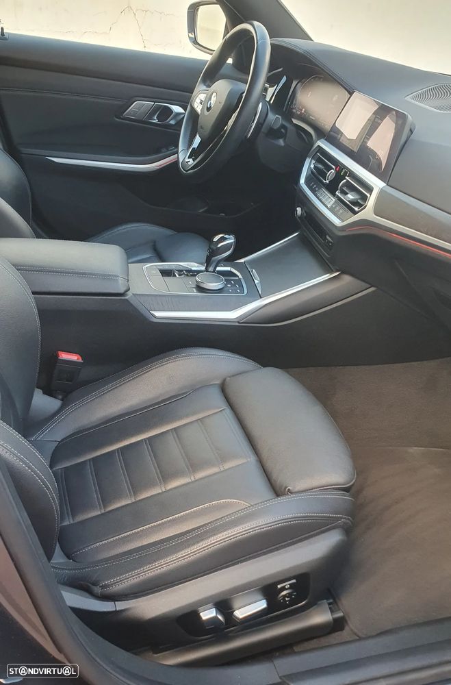 BMW 320 d Line Luxury Auto - 11