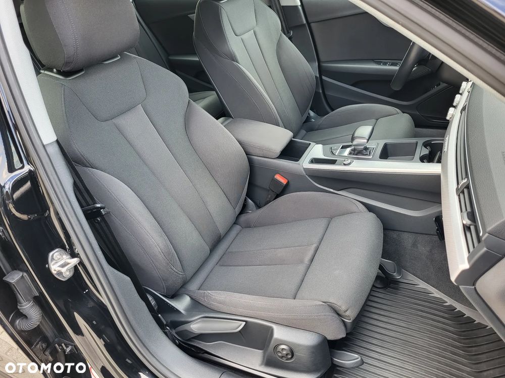 Audi A4 Avant 40 TDI quattro S tronic - 25