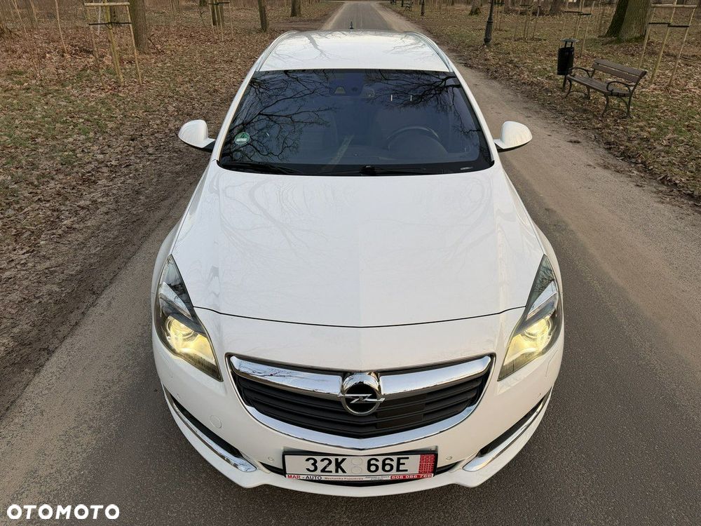 Opel Insignia - 16