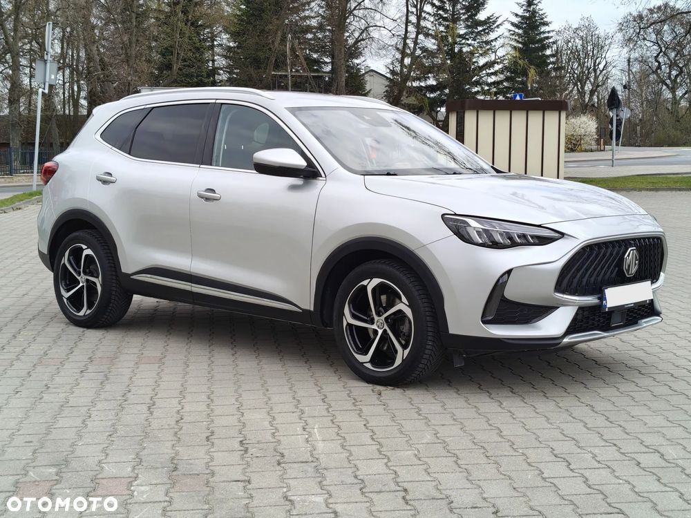 MG HS 1.5 T-GDI Excite DCT - 12