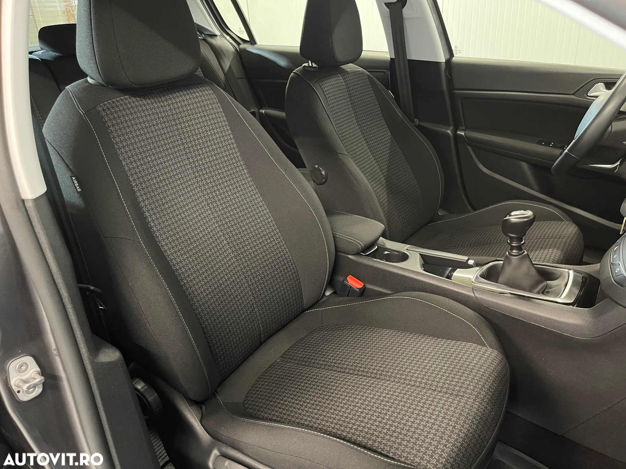 Peugeot 308 1.5 BlueHDi FAP STT Active - 9