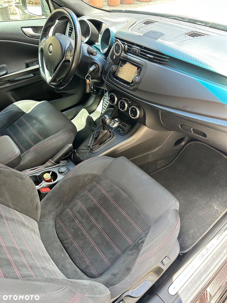Alfa Romeo Giulietta 2.0 JTDM Exclusive TCT - 7
