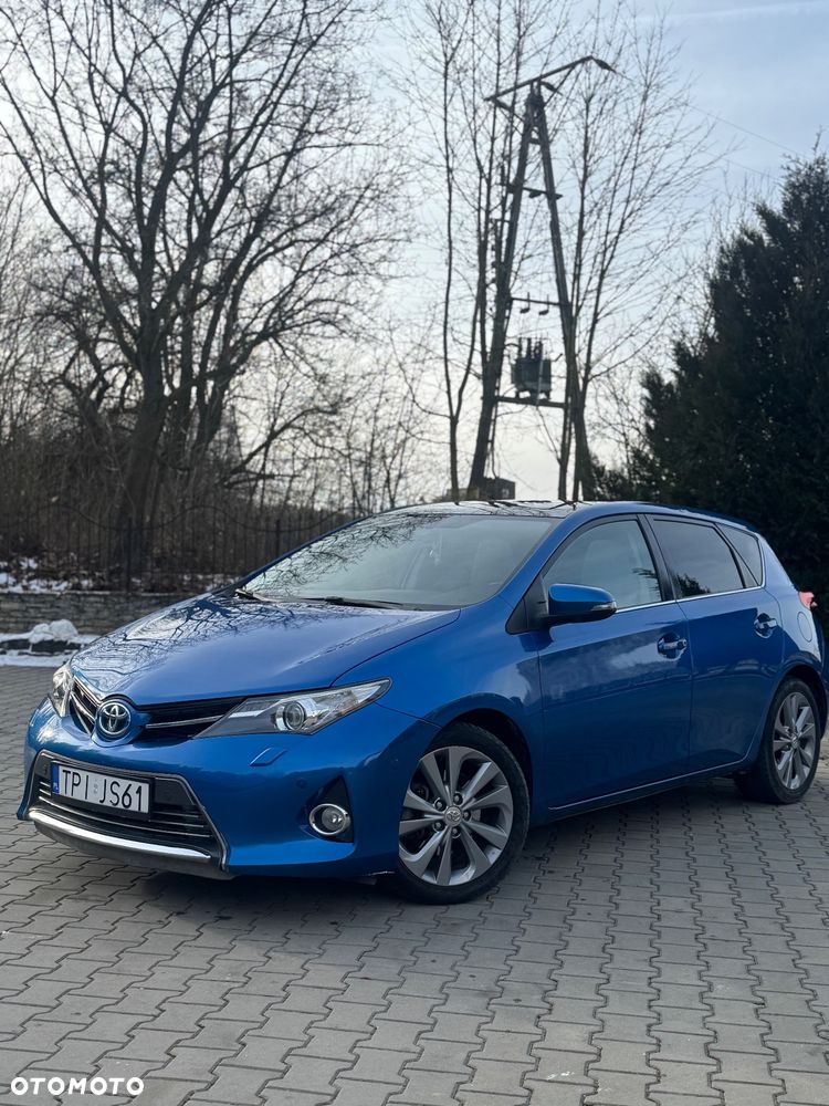 Toyota Auris - 1