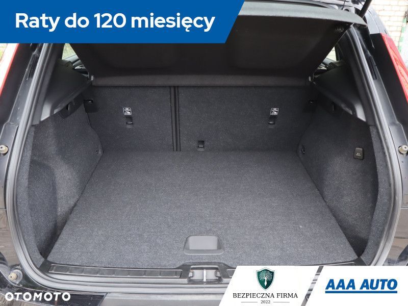 Volvo XC 40 - 16