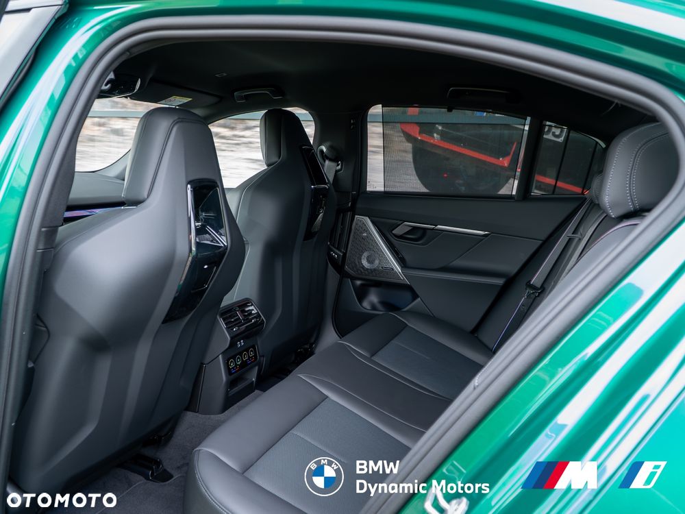 BMW M5 xDrive - 26