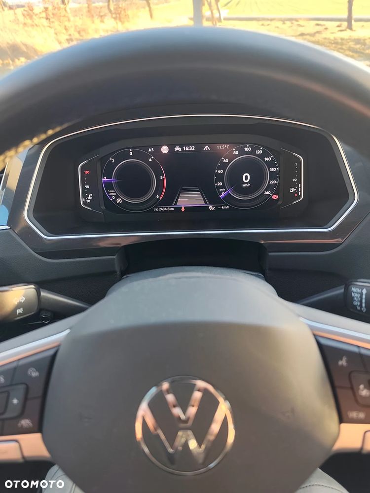 Volkswagen Tiguan 2.0 TDI SCR Urban Sport - 21