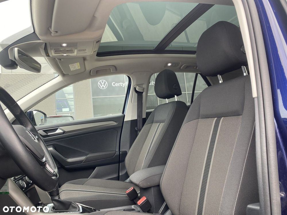 Volkswagen T-Roc - 12