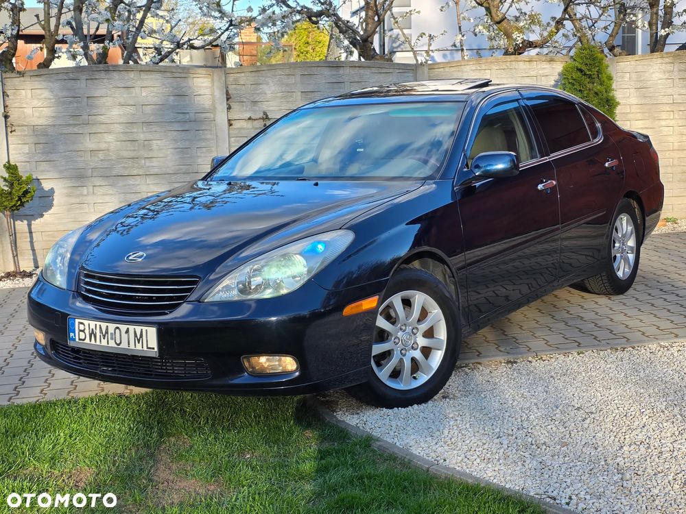 Lexus ES - 12