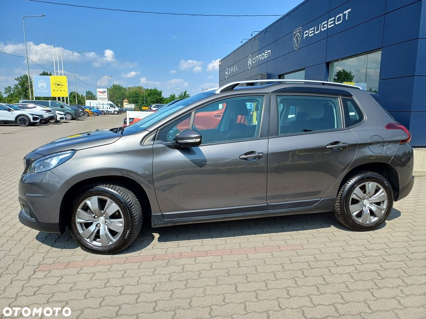 Peugeot 2008 1.2 Pure Tech Active S&S EAT6 - 7
