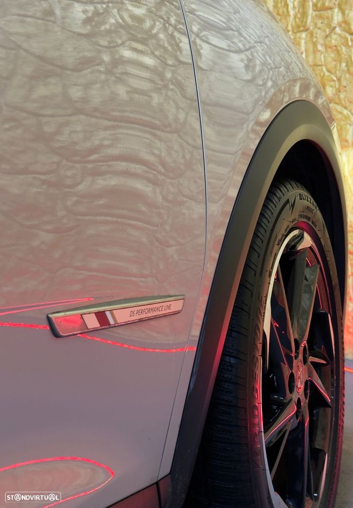 DS DS7 Crossback E-Tense Performance Line EAT8 - 21