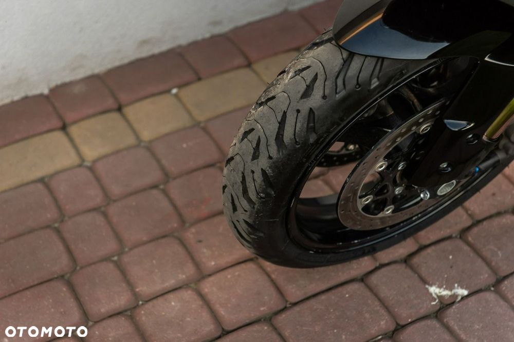 Suzuki GSX-R - 9