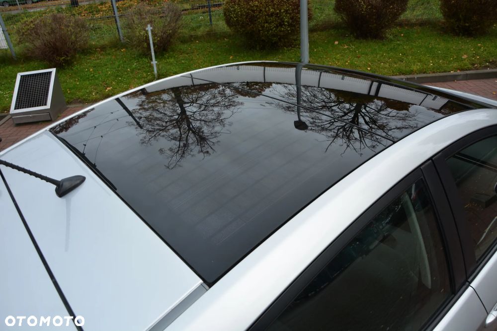 Toyota Prius 1.8 HSD Prestige - 5