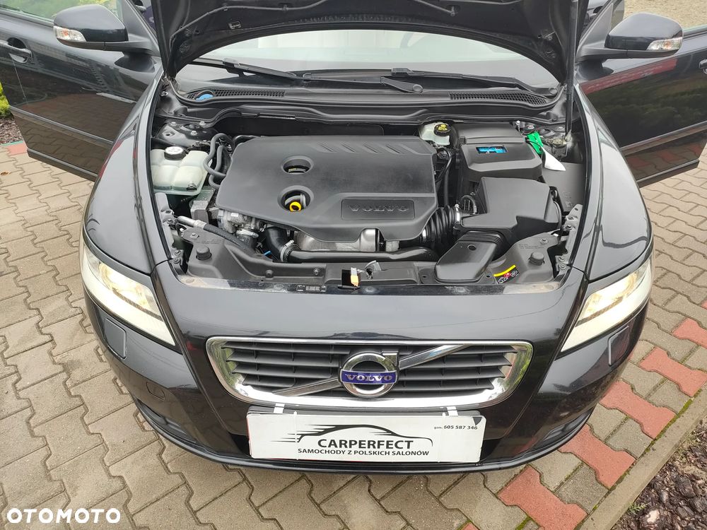 Volvo V50 D2 Momentum - 31