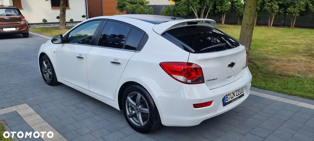 Chevrolet Cruze 1.4T LTZ+ - 15