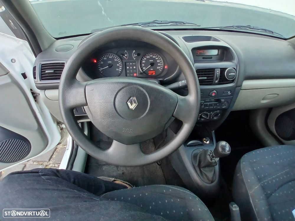 Renault Clio 1.2 Expression - 6