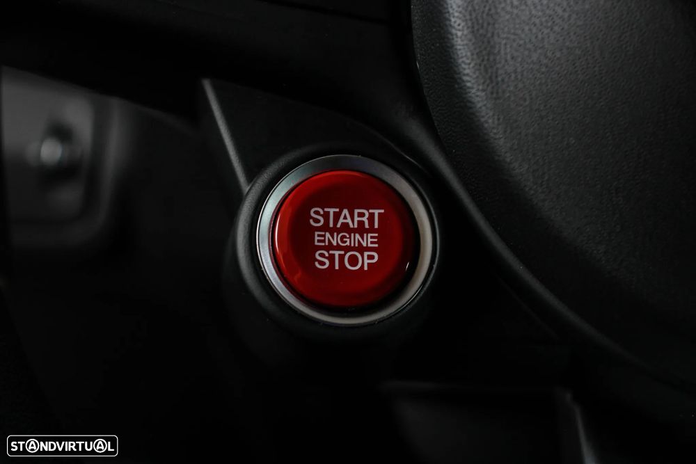 Alfa Romeo Giulia 2.9 Bi-Turbo Quadrifoglio AT8 - 32