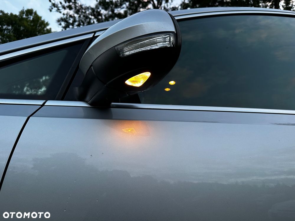 Volkswagen Sharan - 21