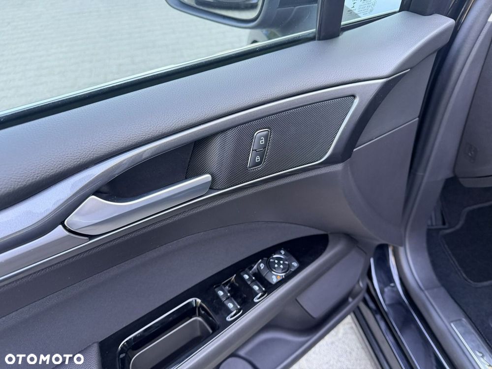 Ford Mondeo - 20