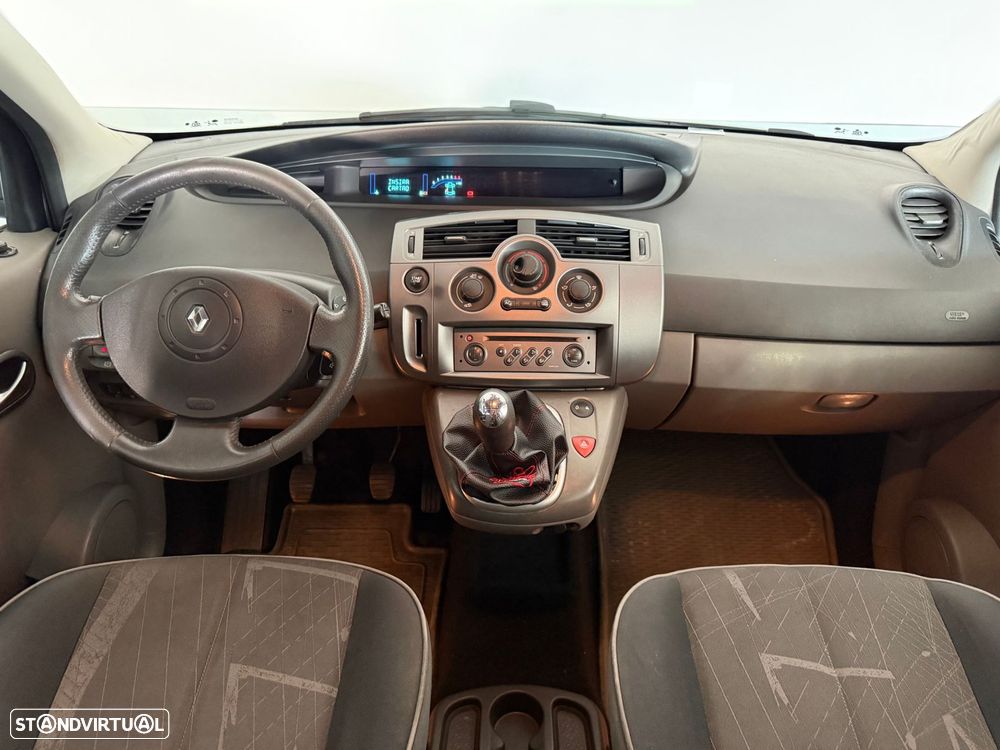 Renault Mégane Scénic - 16