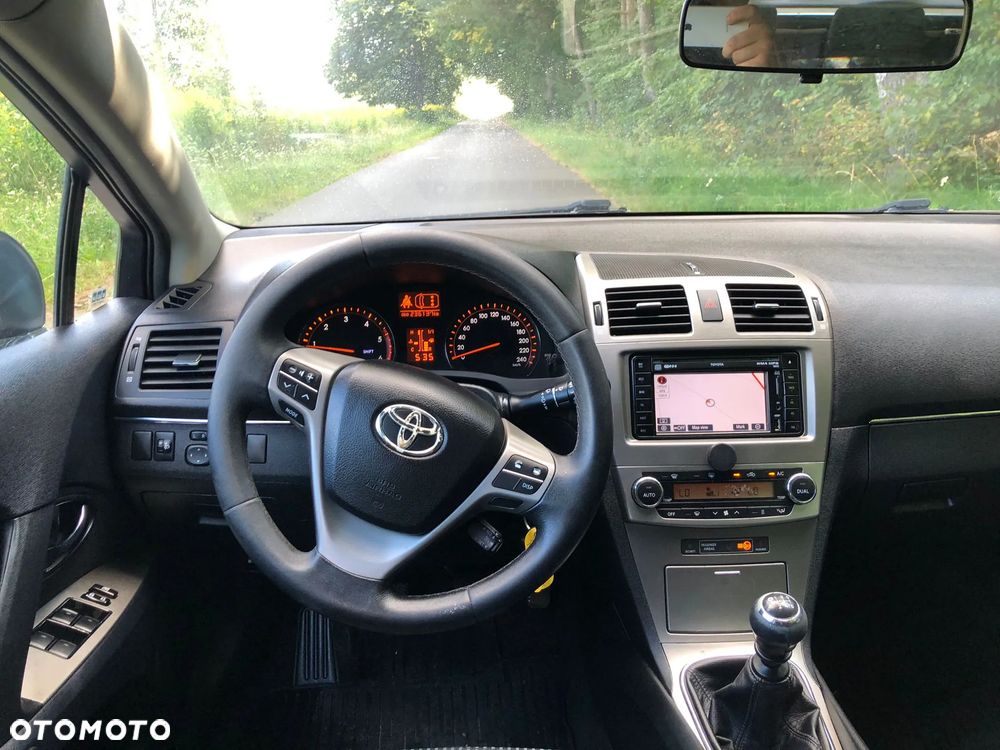 Toyota Avensis 2.0 D-4D PowerBoost Style - 16