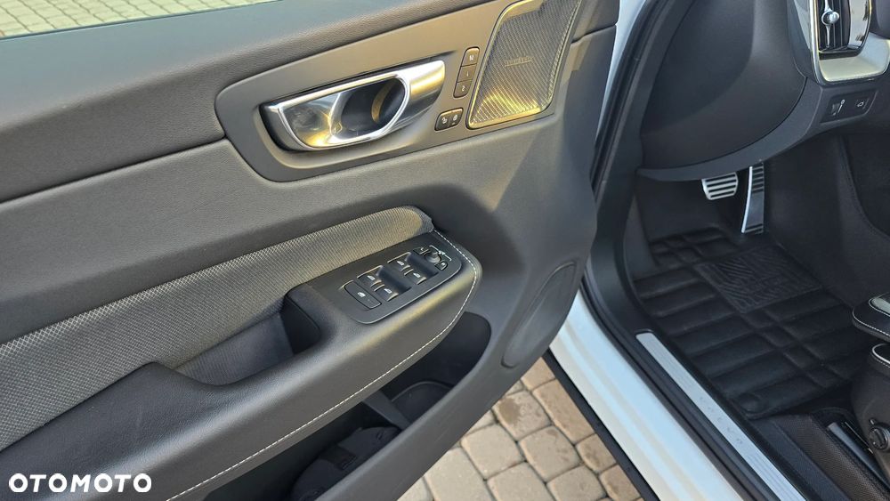 Volvo XC 60 - 11