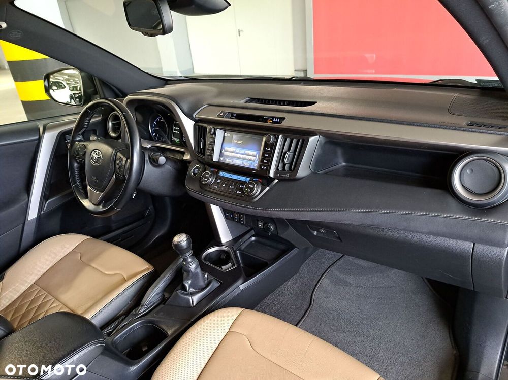 Toyota RAV4 2.0 Prestige 4x4 - 17