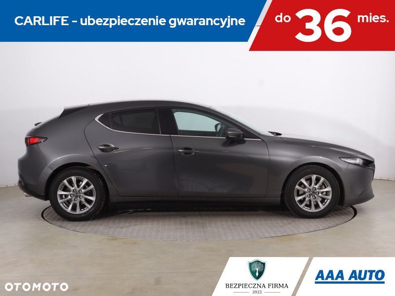 Mazda 3 - 8