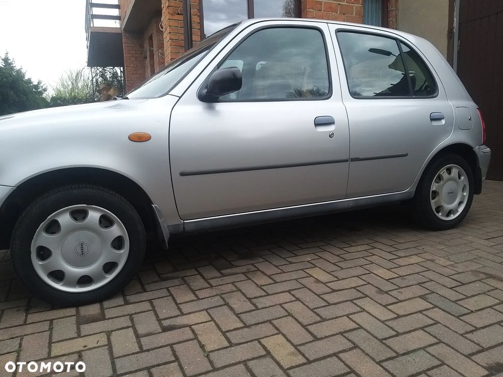 Nissan Micra - 4